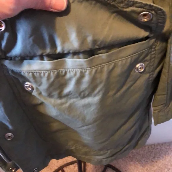 GAP Women's Utility Jacket in Sage - Picture 8 of 8